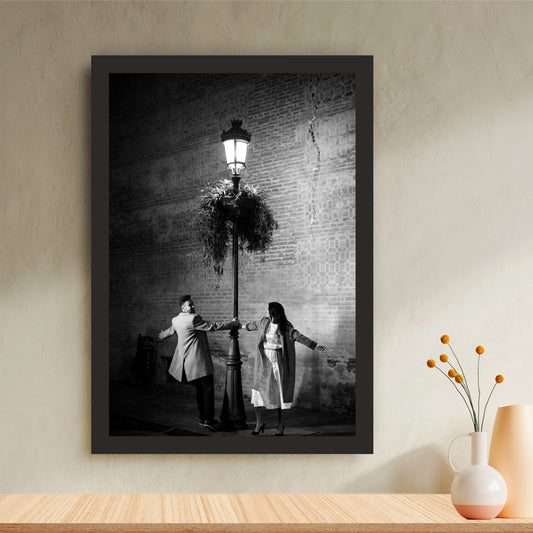 Romantic Couple Under Street Lamp Wall Art | Black & White Love Photography Canvas Print | Vintage Night Romance Wall Decor | Minimalist Couple Artwork