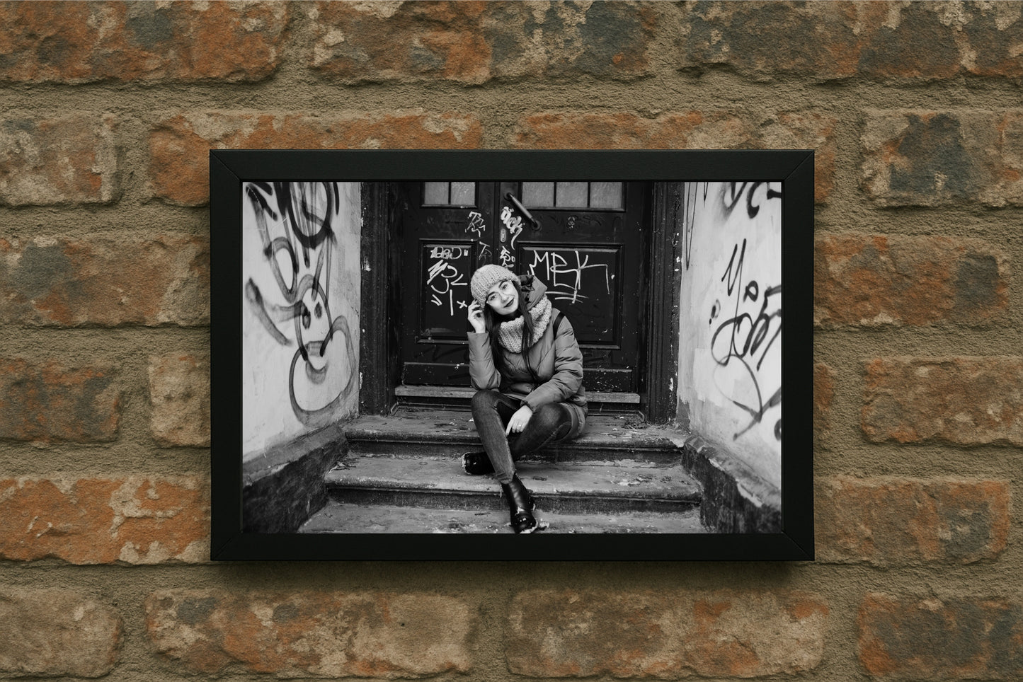 “Doorstep Mood – Urban Portrait Frame” 🖤📸
