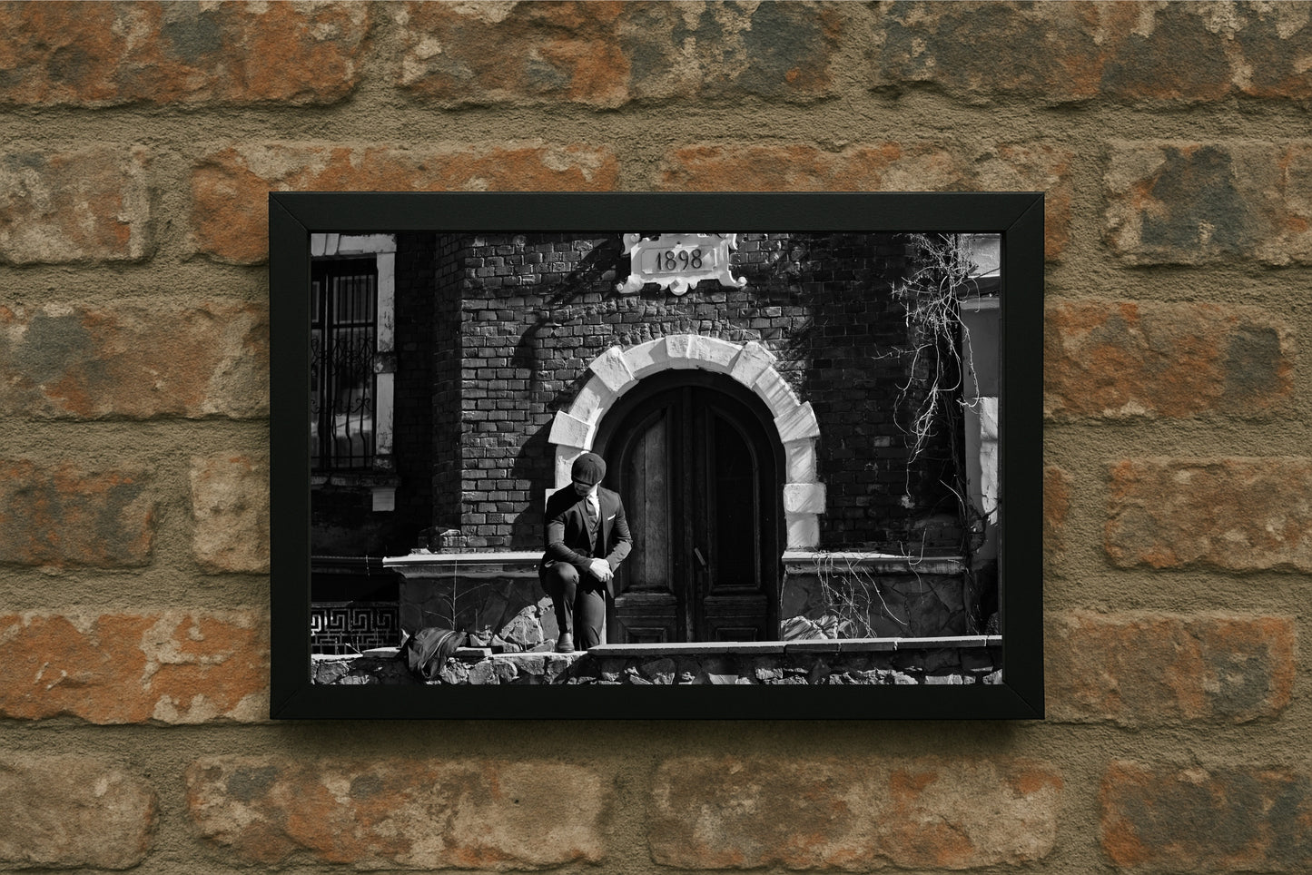 “Old Entry Silence – Vintage Street Frame” 🖤🏛️