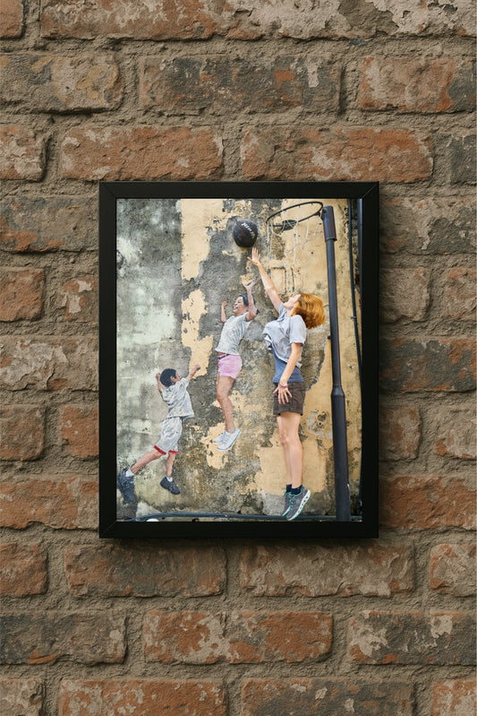 “Playful Reach – Street Art Interaction Frame” 🎨🏀