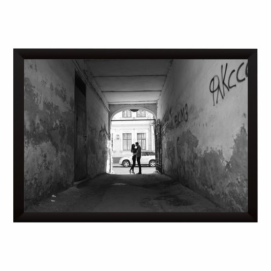 Romantic Couple Black & White Wall Art | Street Photography