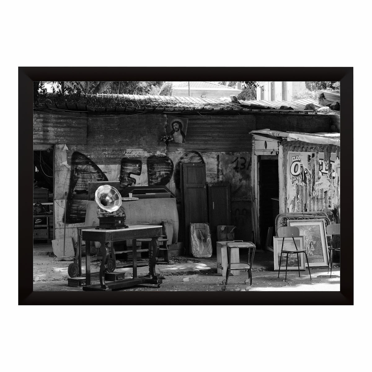 Vintage Gramophone Black & White Wall Art | Retro Photography