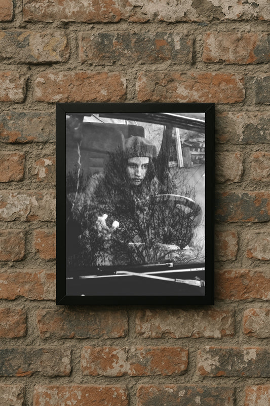 “Silent Drive – Cinematic Reflection Art” 🖤🌫️