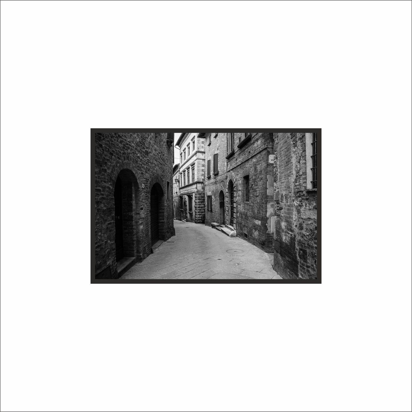 “Silent Alley – Classic Monochrome Street Frame” 🖤🏙️