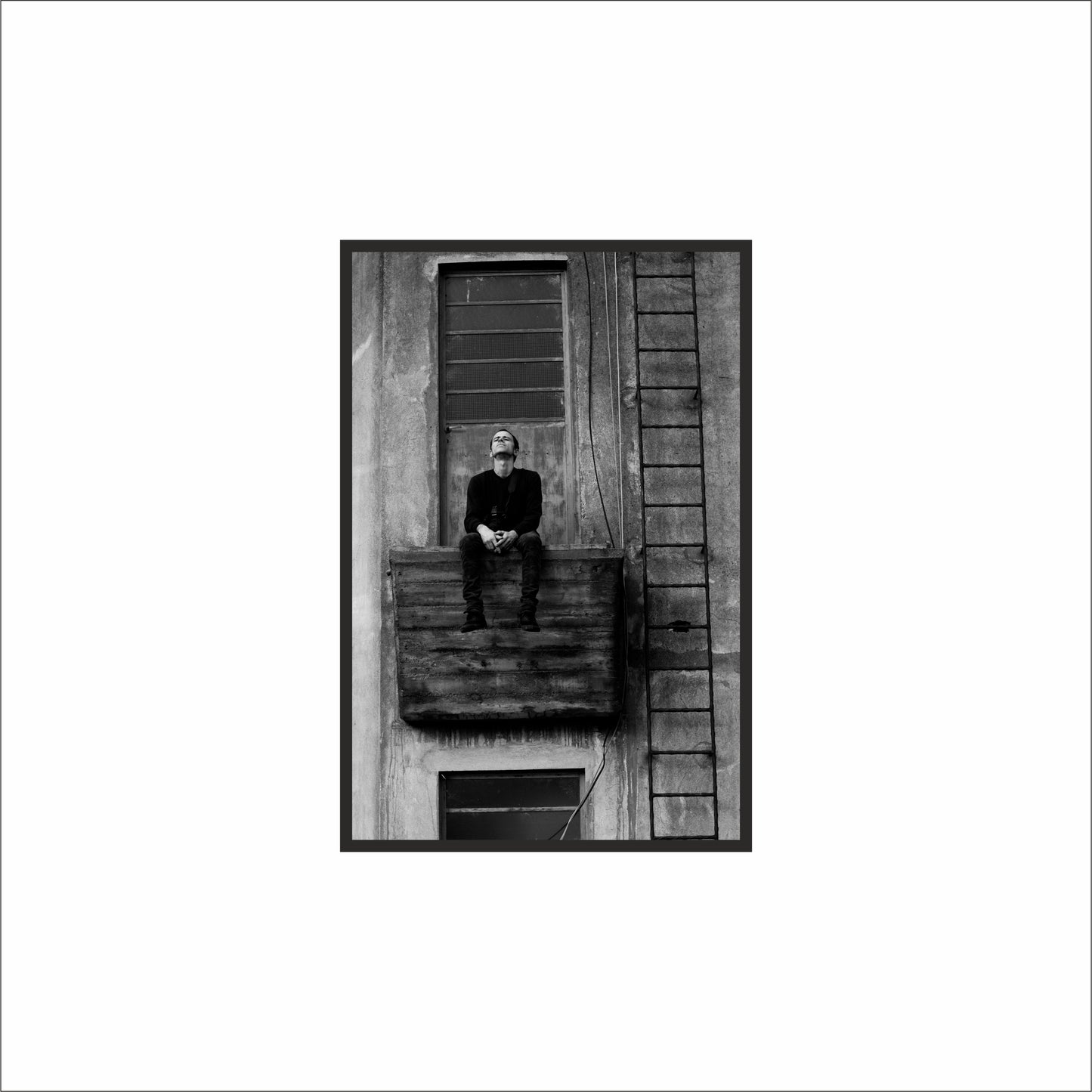 “High Wall Silence – Urban Isolation Frame” 🖤🏙️