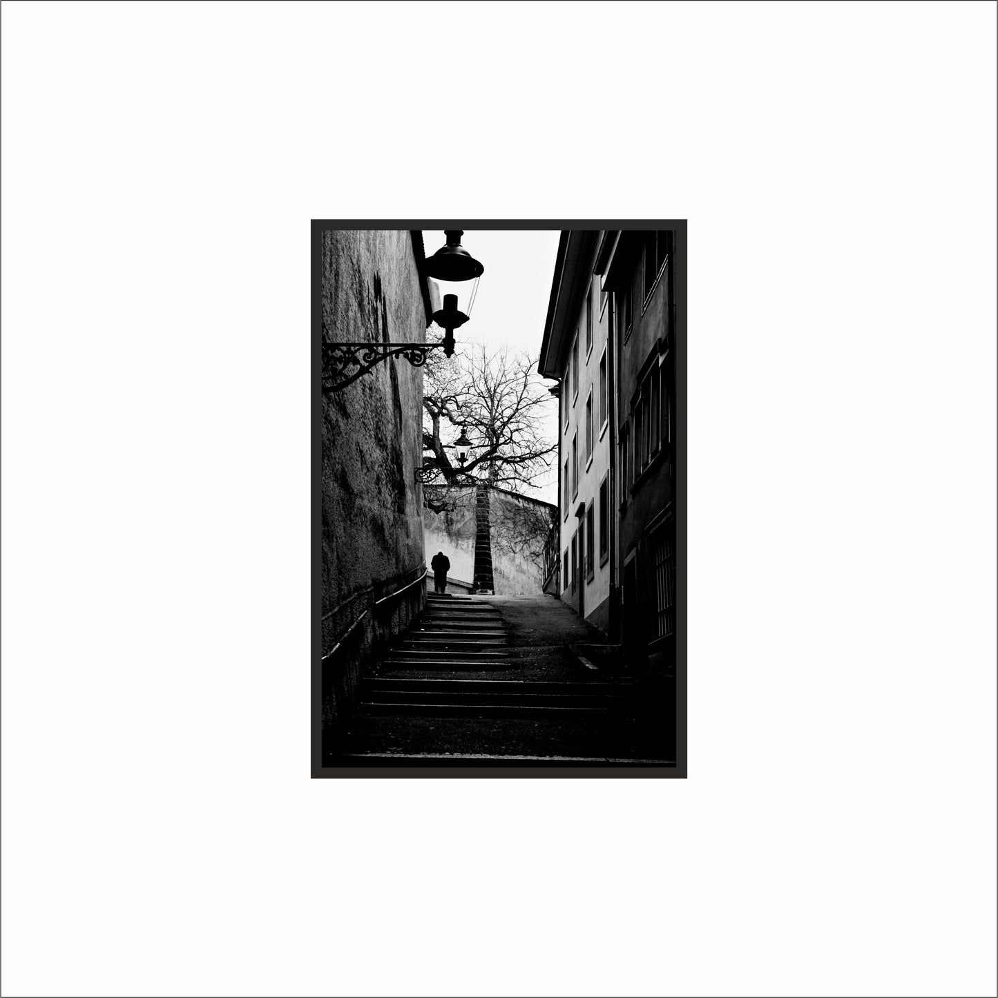 “Silent Steps – Alleyway Shadows Frame” 🖤🌙