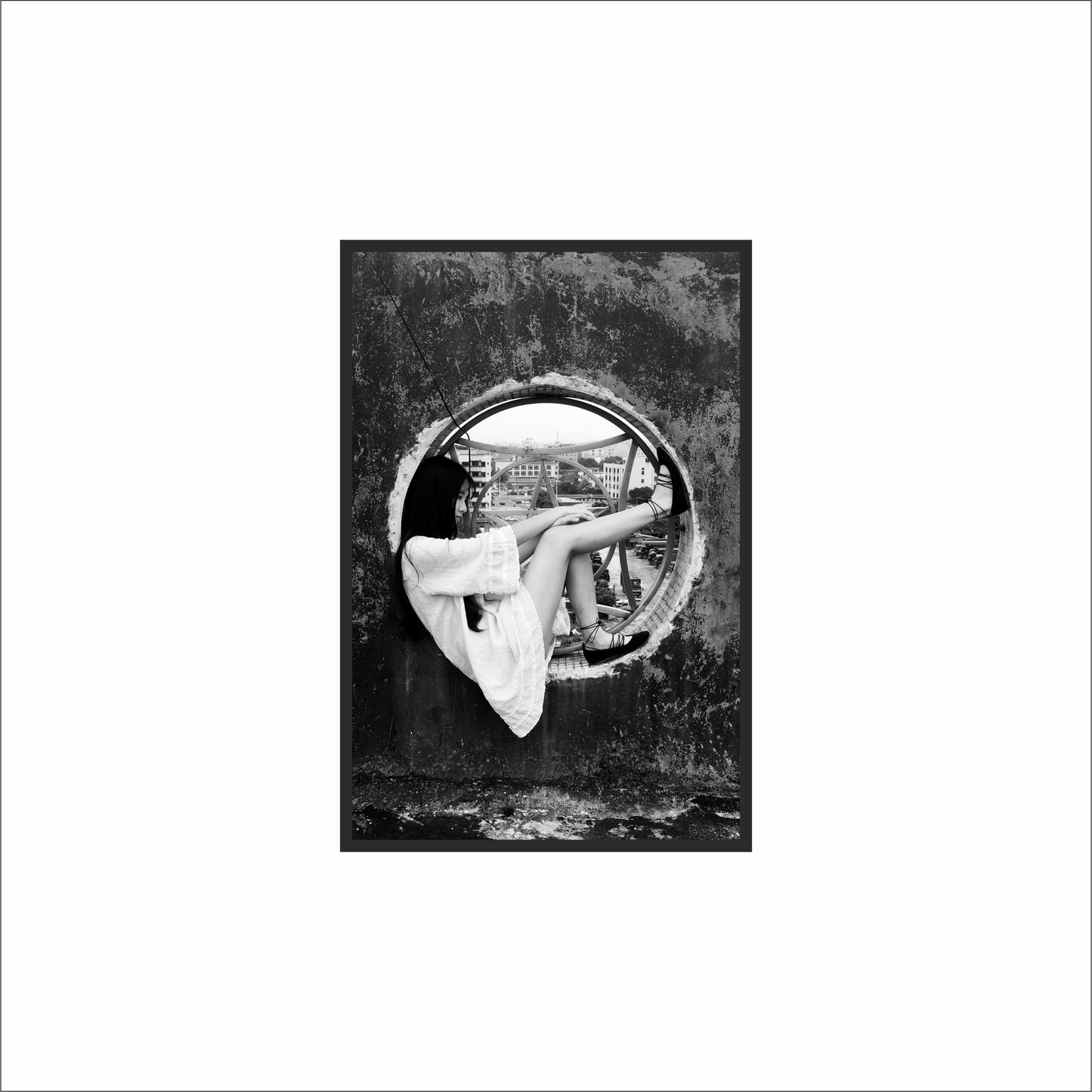 “Circle of Stillness – Monochrome Portrait Frame” 🖤⭕