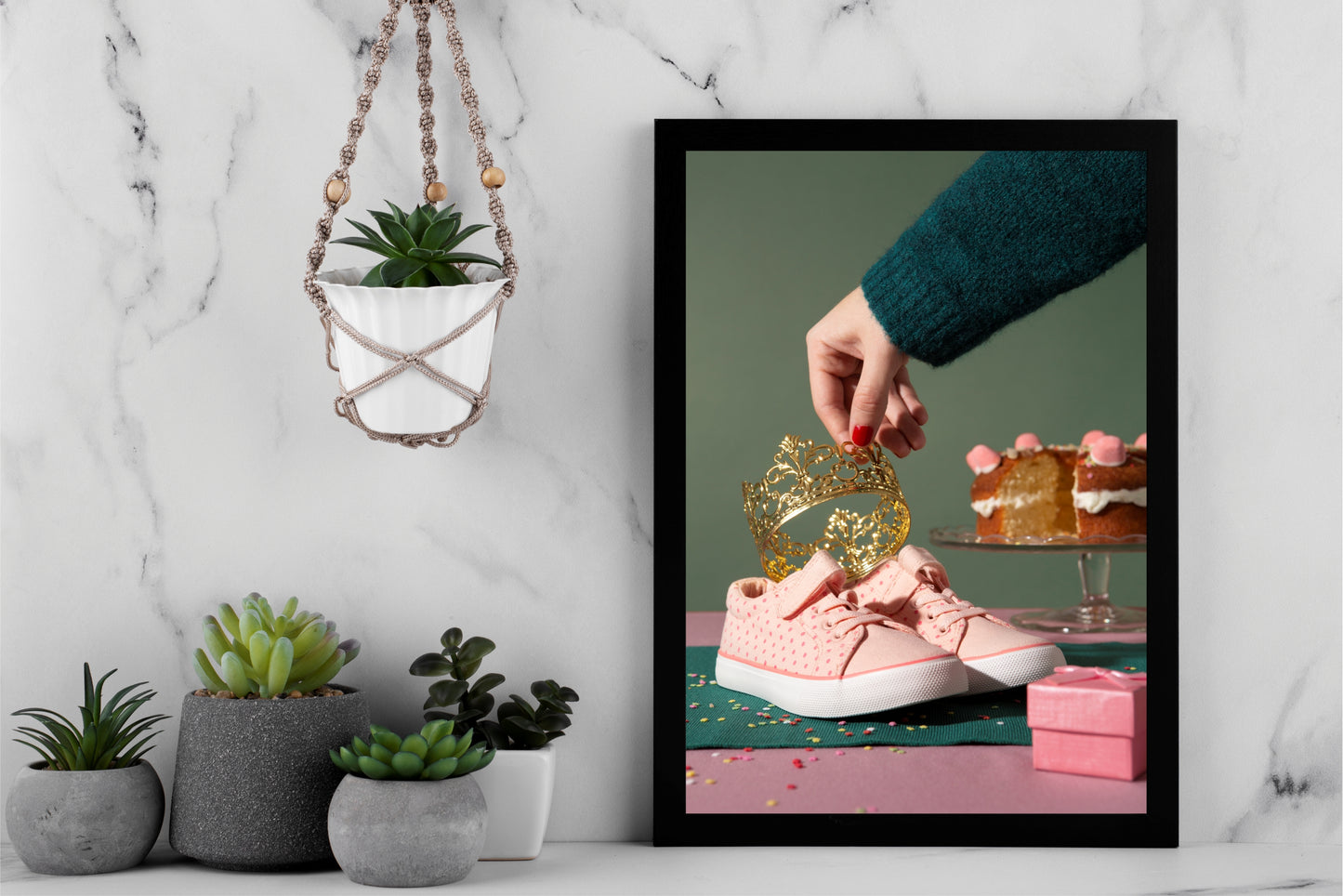 “Little Princess – Pink Crown Sneaker Art Frame” 👑👟✨